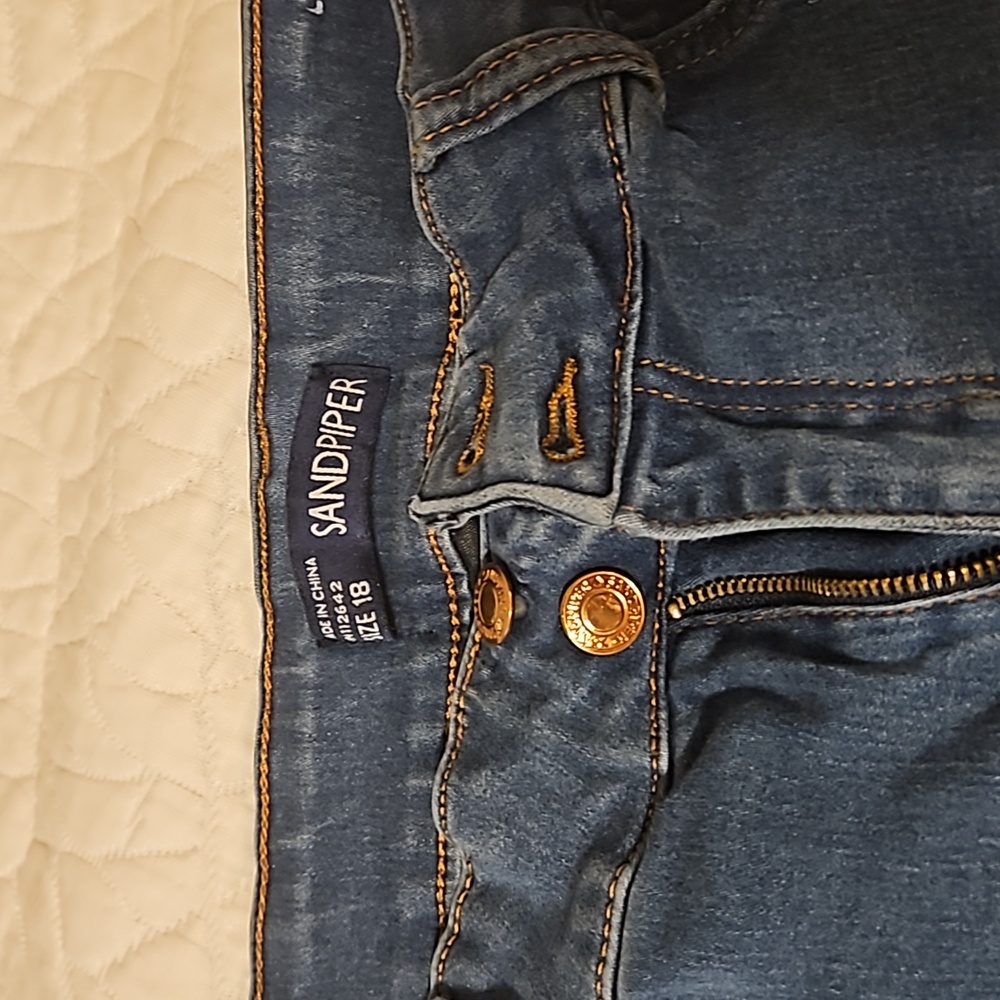 Jeans - Picture 4 of 4